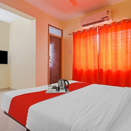 Super Hotel O Dk Reddy Square Χιντεραμπάντ Εξωτερικό φωτογραφία