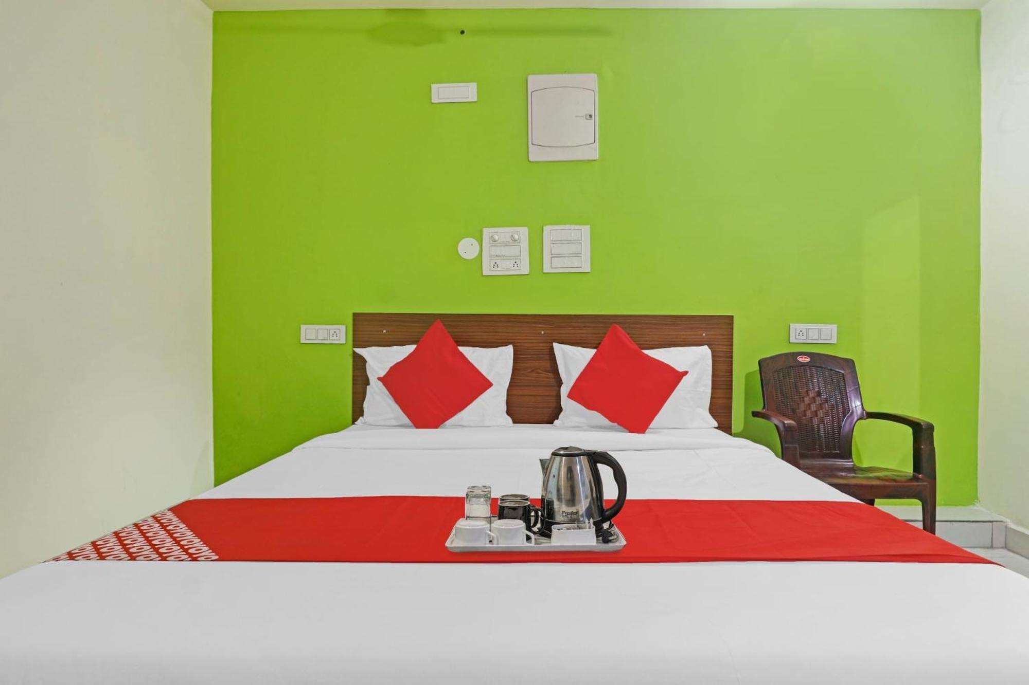 Super Hotel O Dk Reddy Square Χιντεραμπάντ Εξωτερικό φωτογραφία