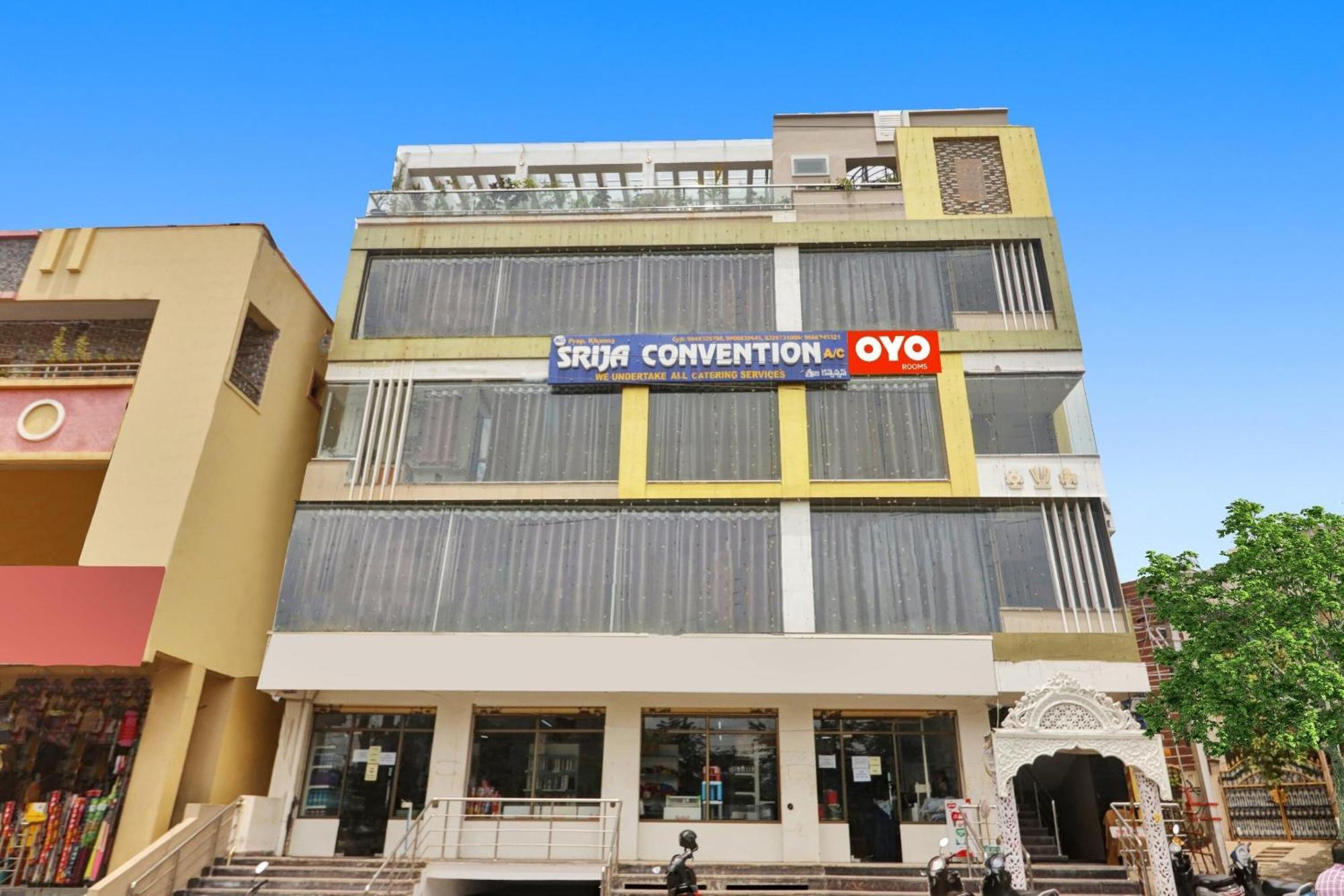 Super Hotel O Dk Reddy Square Χιντεραμπάντ Εξωτερικό φωτογραφία